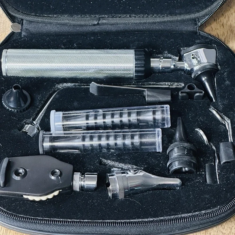 ADC ProScope Diagnostic Set Otoscope Ophthalmoscope for Educational Use Preowned